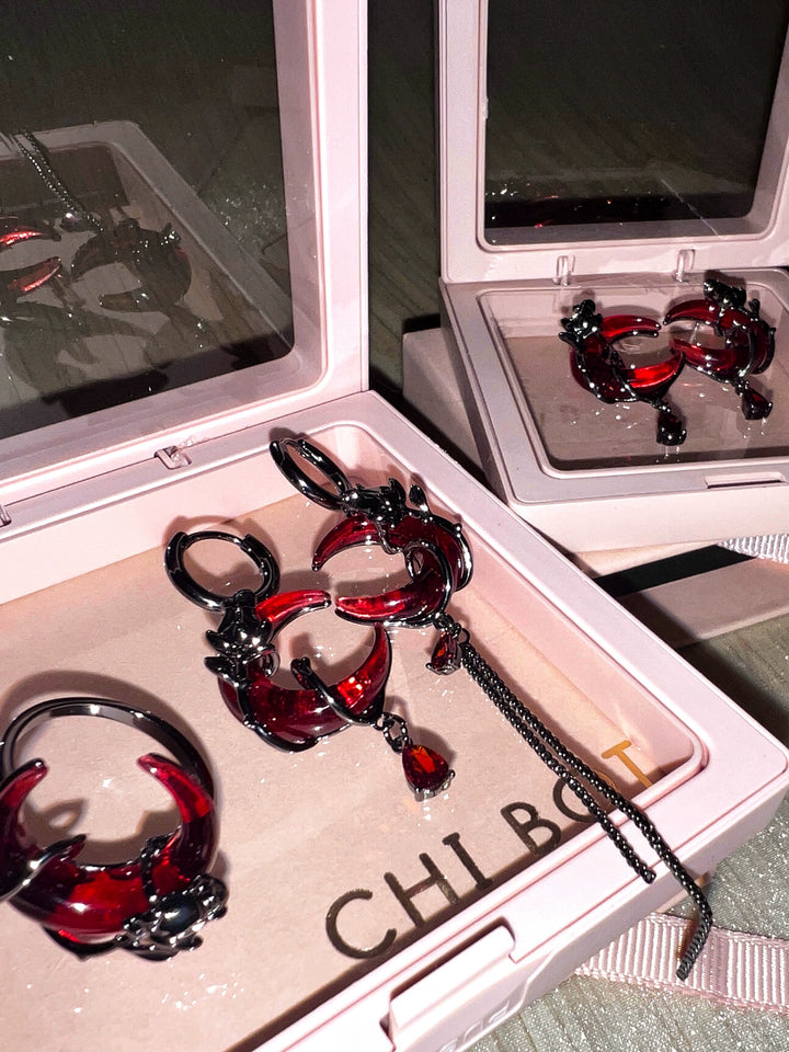 "Rose Blood Vine" Vintage Earrings