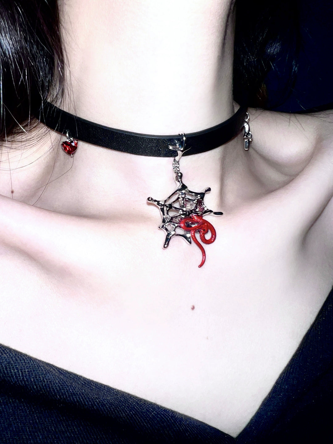"Spider Web Trap" Choker