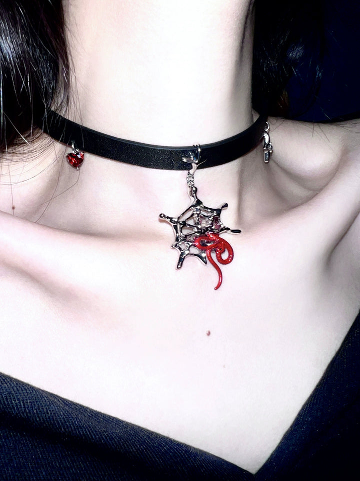 "Spider Web Trap" Choker