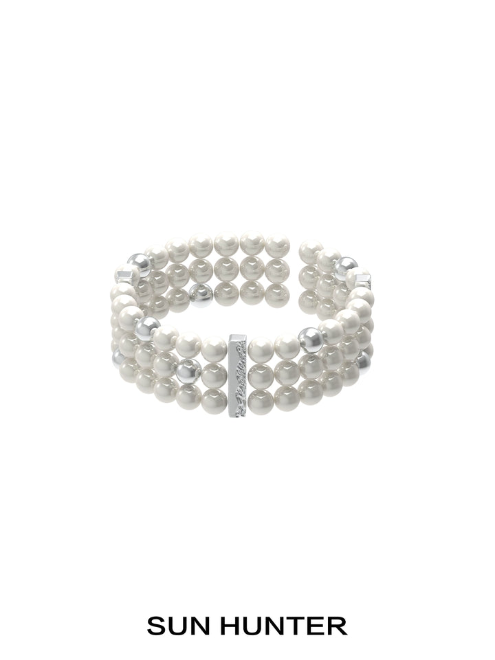Lustrous Core Layered Pearl Bracelet