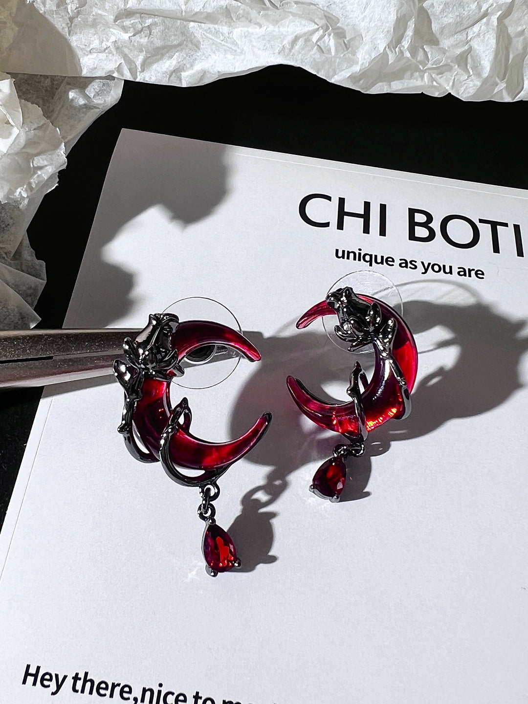 "Rose Blood Vine" Vintage Earrings
